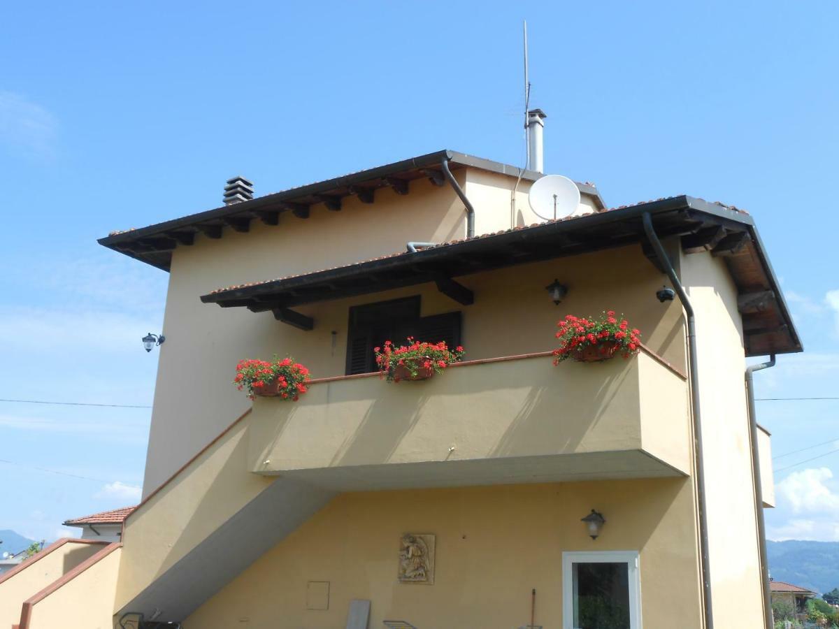 Casa vacanze Orsi Lucca Esterno foto