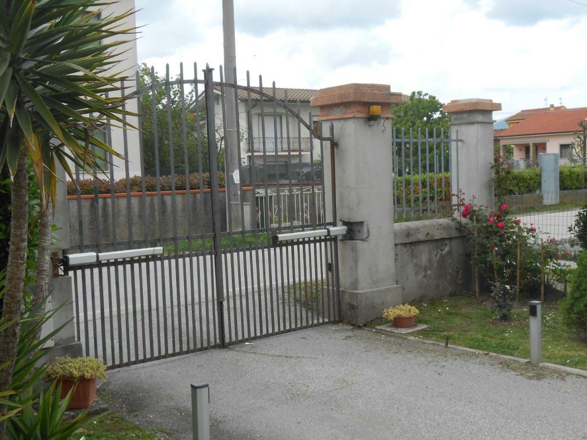 Casa vacanze Orsi Lucca Esterno foto