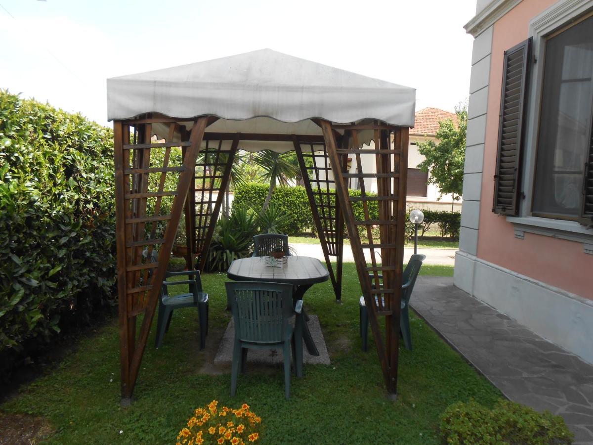 Casa vacanze Orsi Lucca Esterno foto